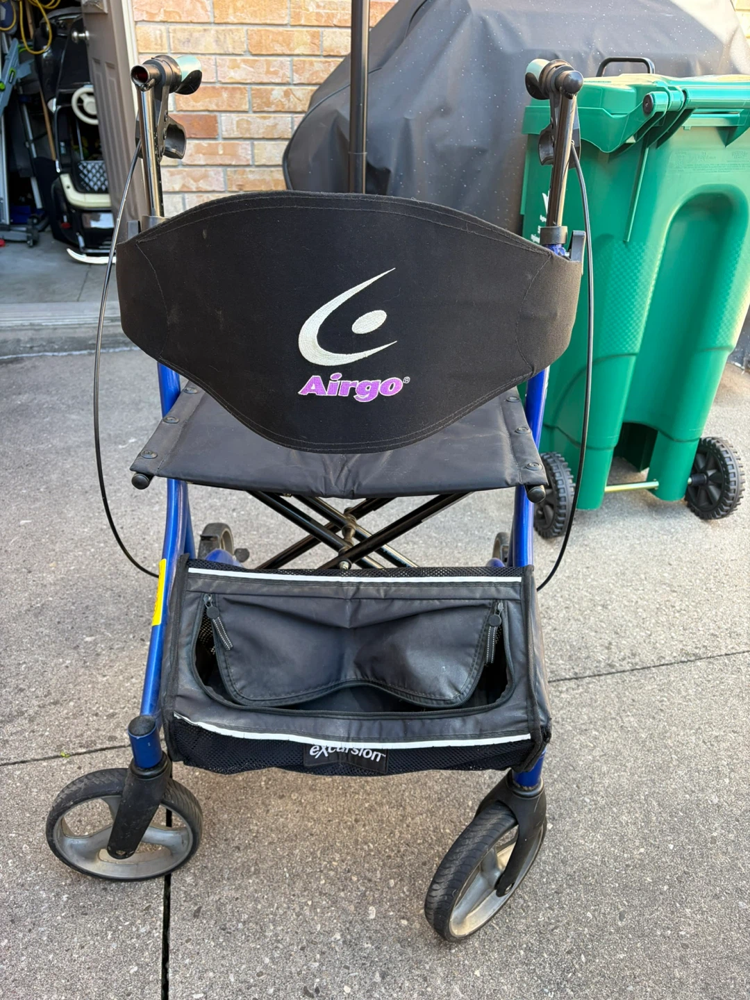 Walker- Airgo Excursion X23 Lightweight Side-fold Rollator - photo 5