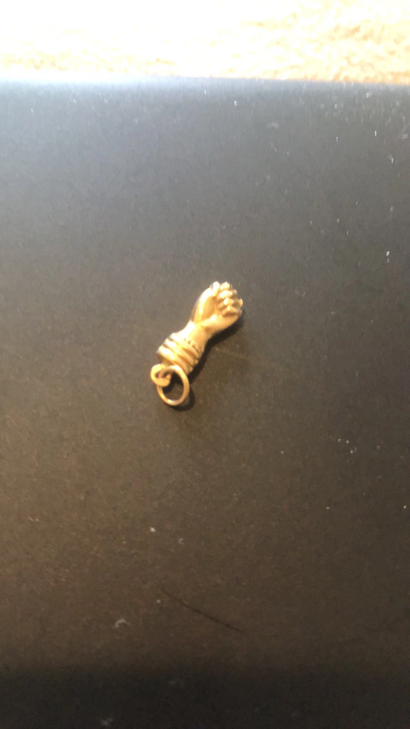 19.2k Gold Hand Charm Pendant Figa for good luck - photo 3