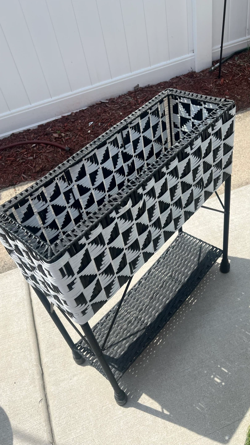 Max Studio Home Black and White Woven Planter Stand - photo 4