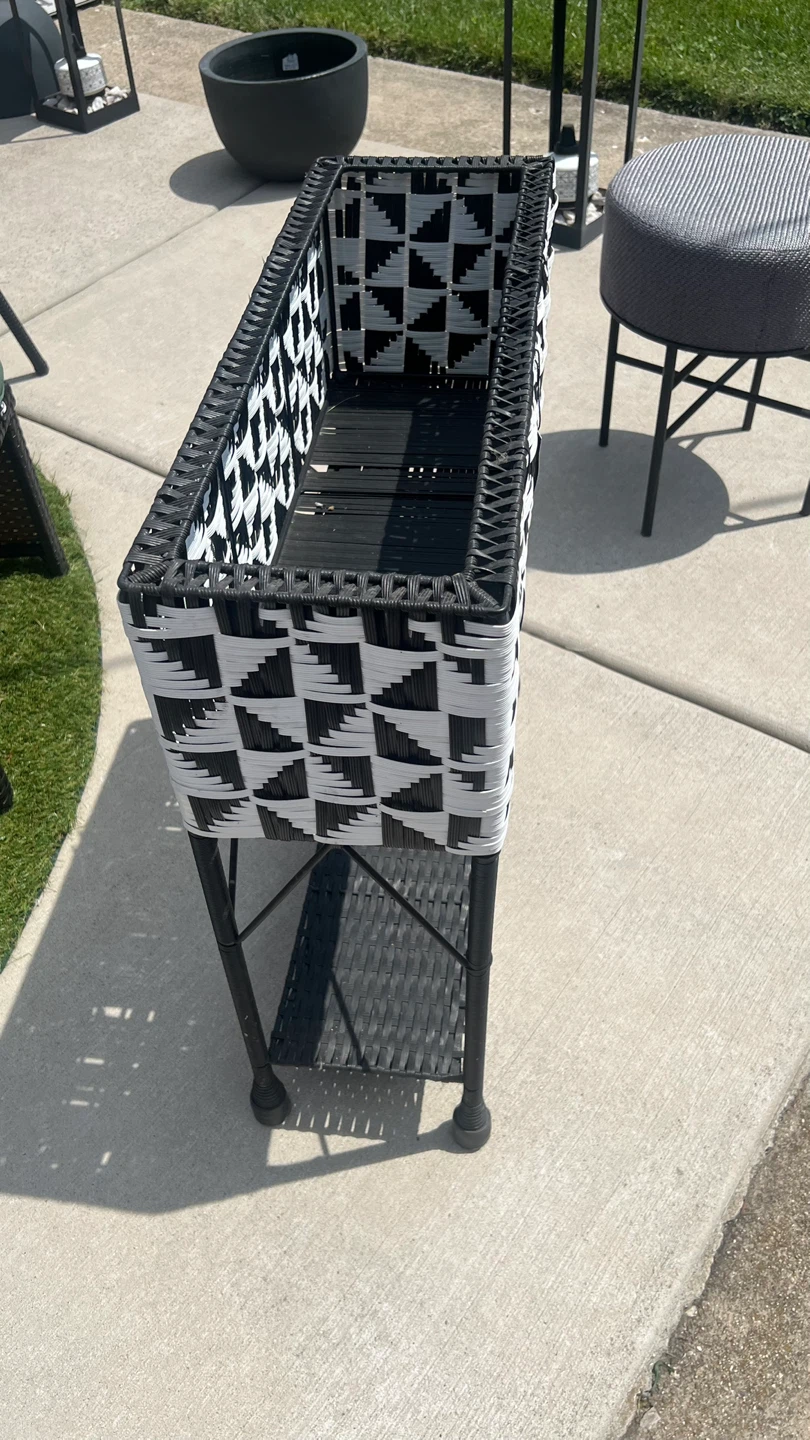 Max Studio Home Black and White Woven Planter Stand - photo 2