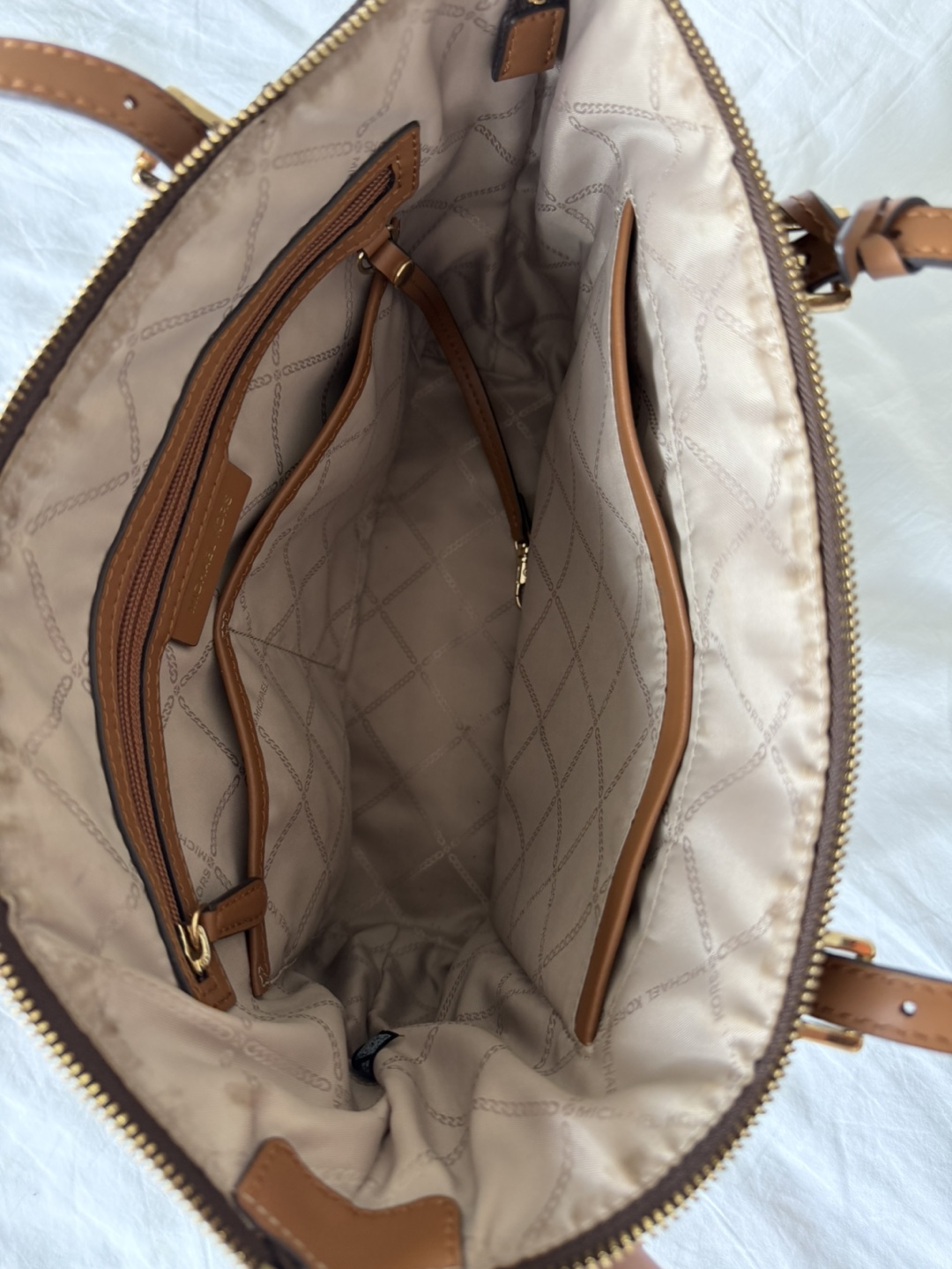 Michael Kors Tote Bag - Brown Signature Print - photo 4