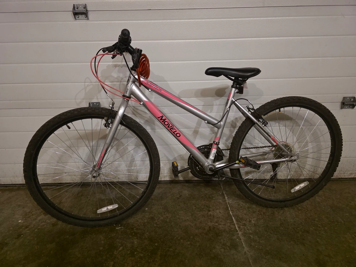 Movelo Mountain Bike