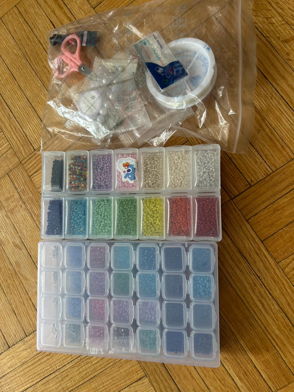 Bead Craft Kit with Assorted Colours and Accessories
