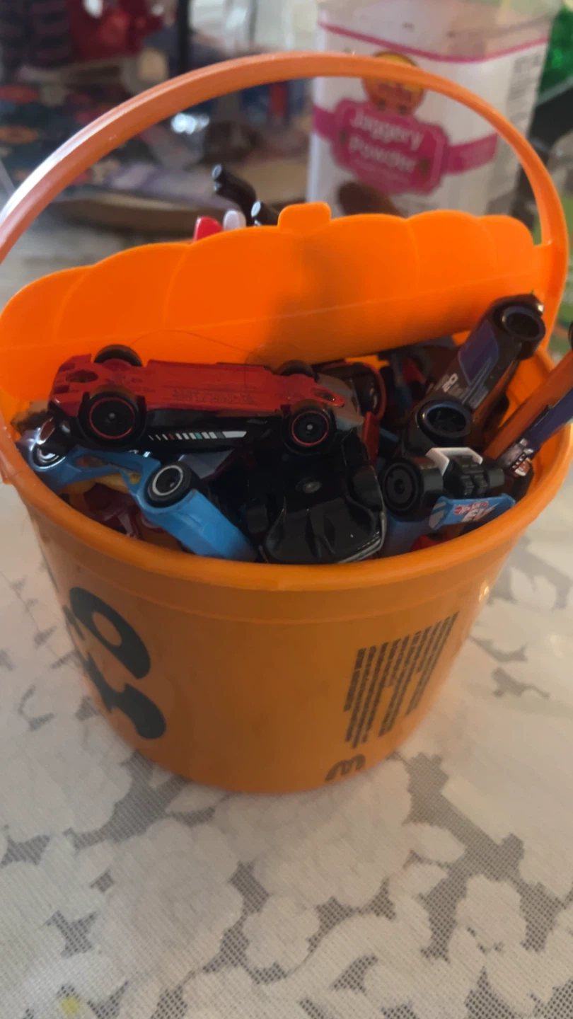 Assorted Toy Cars in Halloween Bucket for 6 DOLARS!!! - photo 2