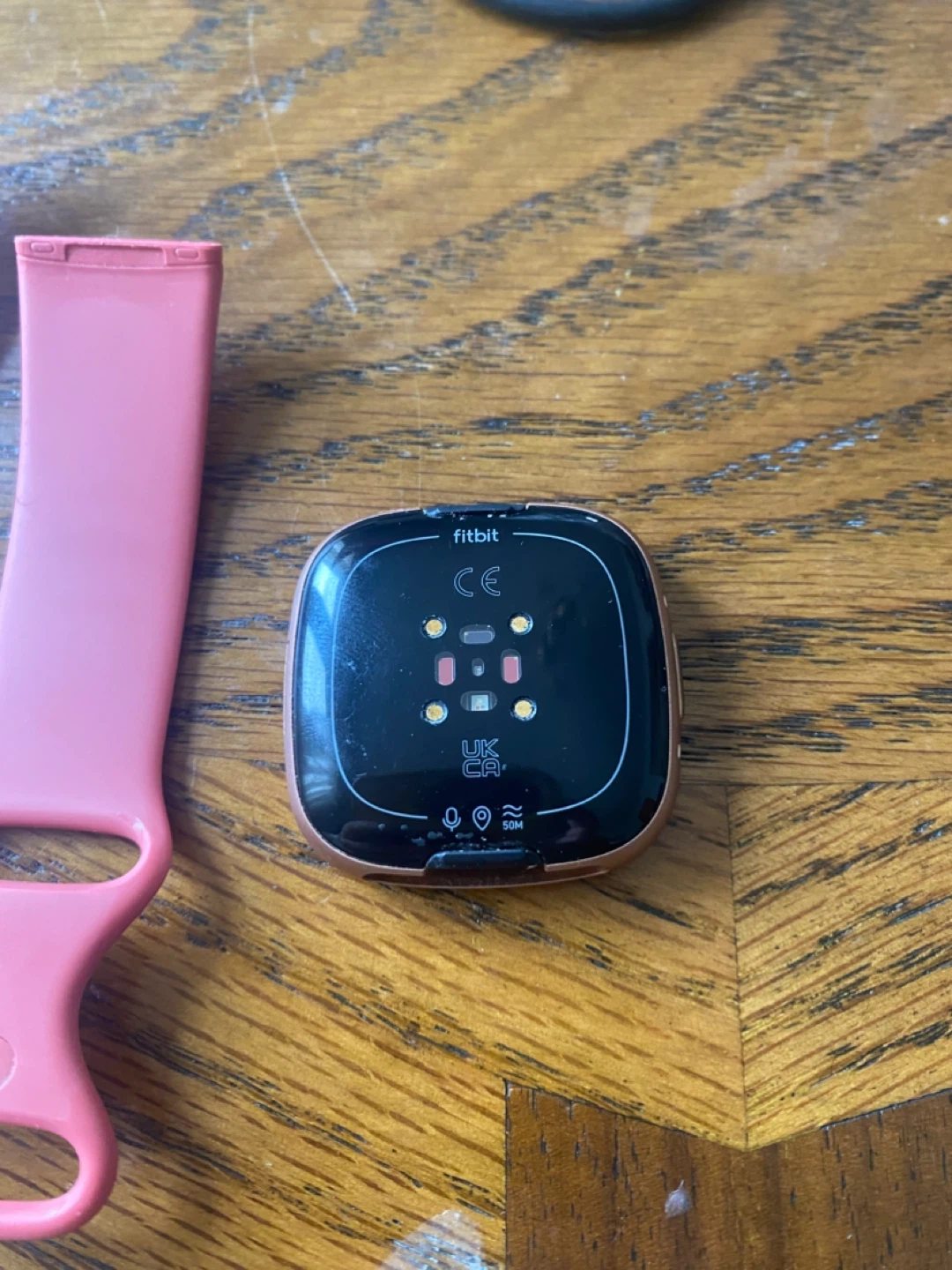 Fitbit Versa 4 Smartwatch (Rose Gold) - photo 4