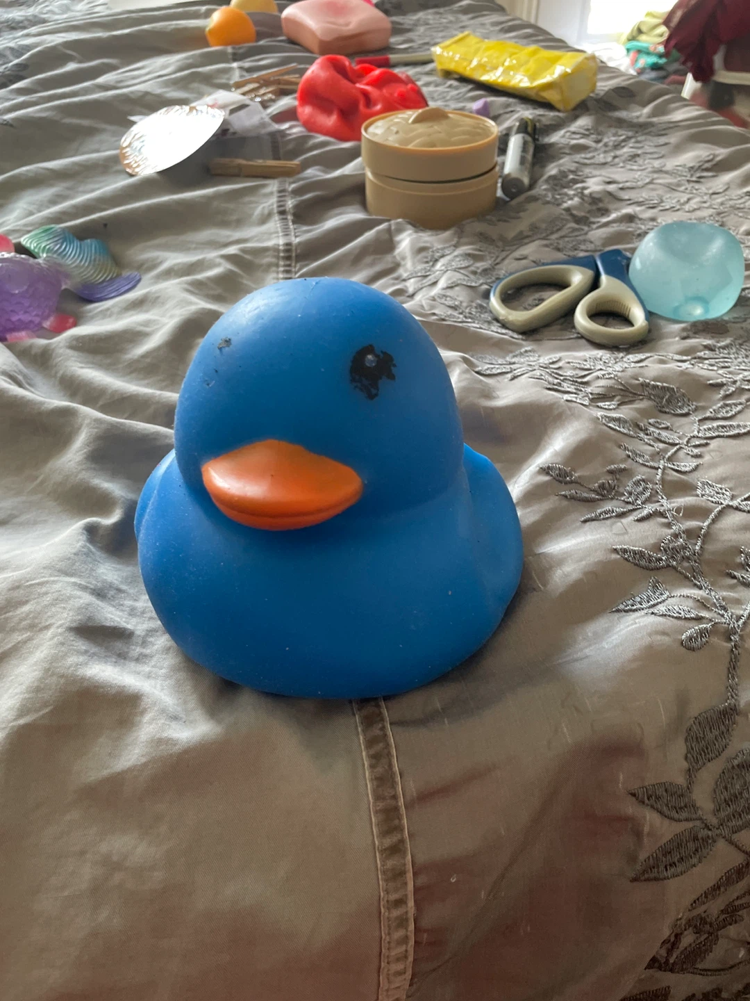 Viral Sunny duck squishy - photo 2