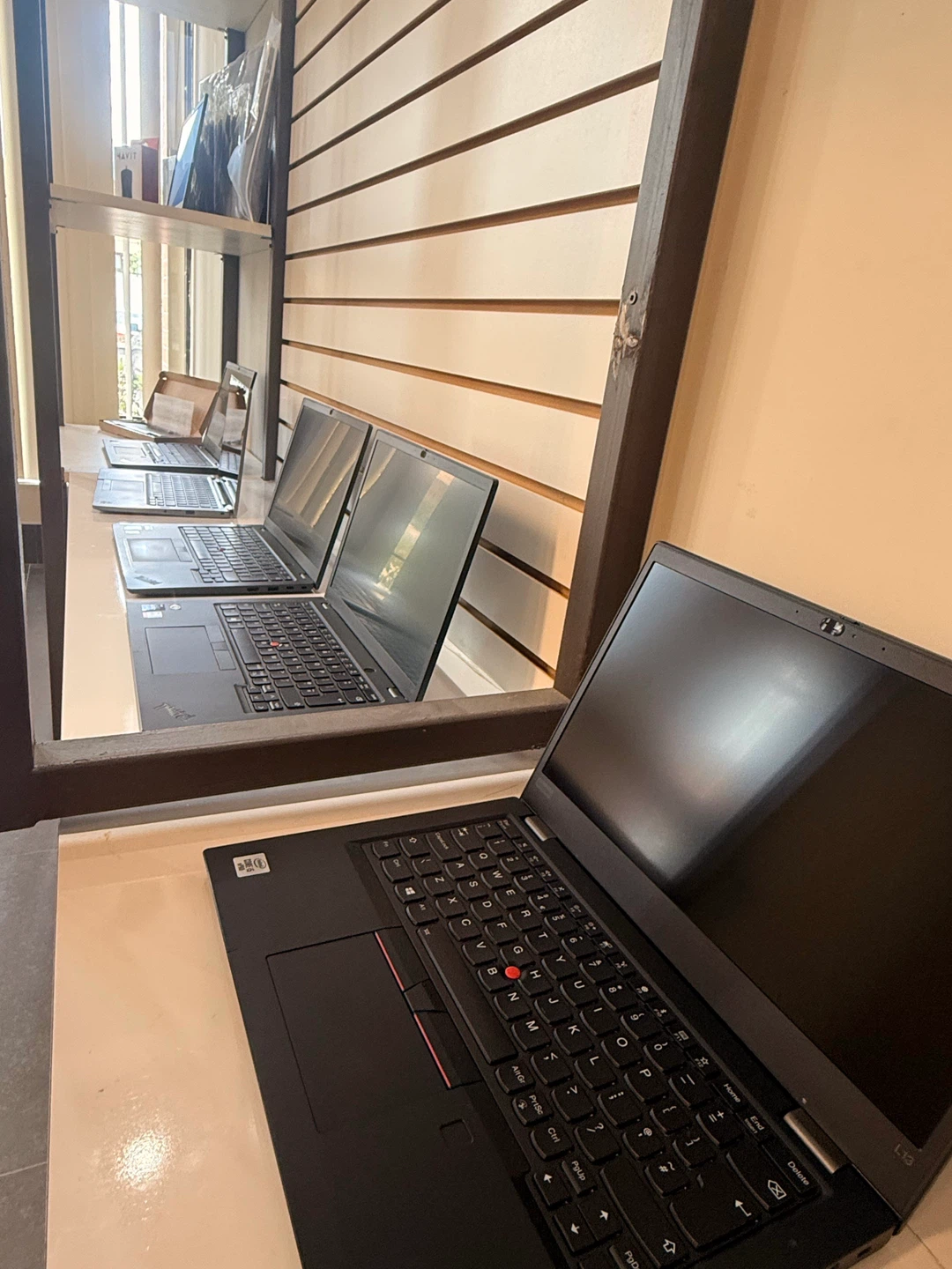 Laptop wholesale - photo 4