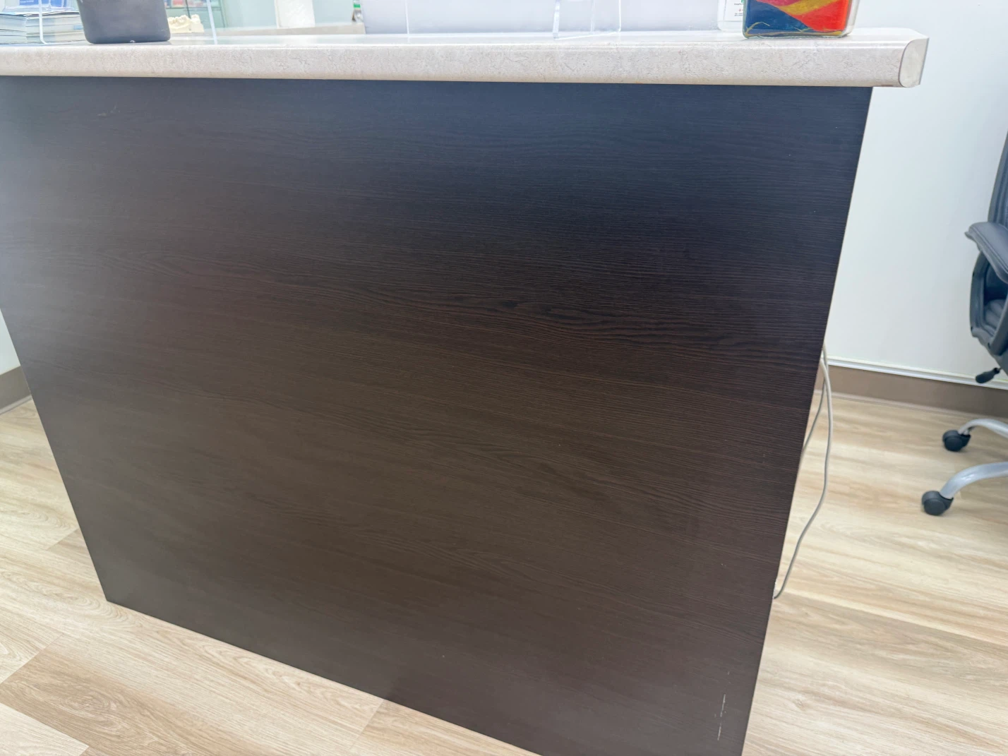 Reception desk