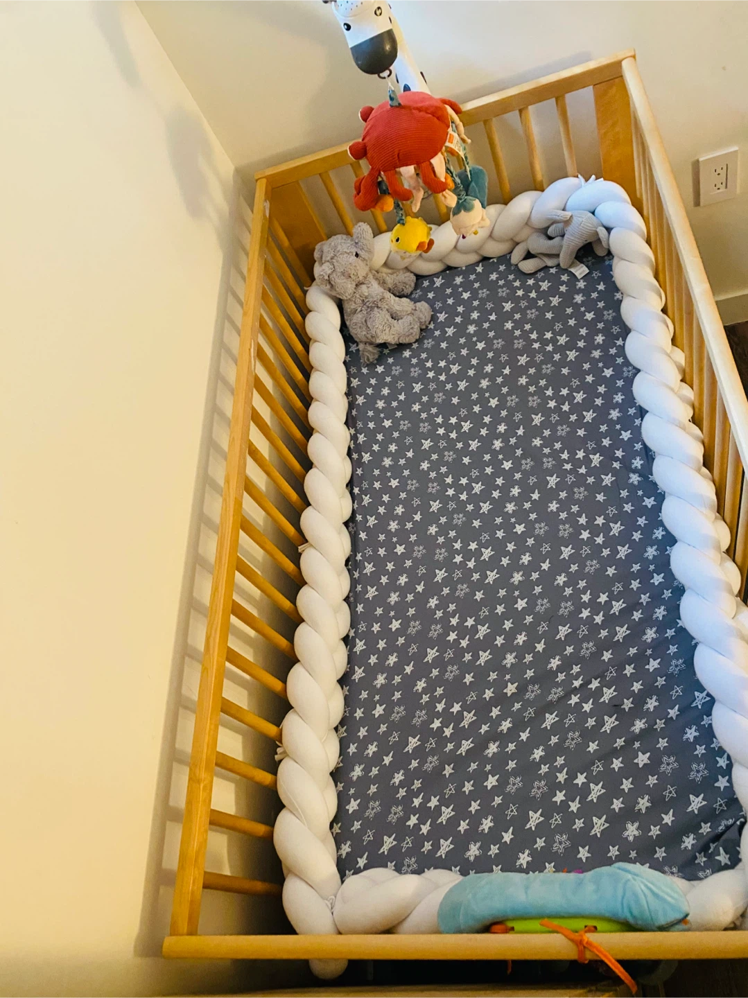 IKEA baby crib - photo 2