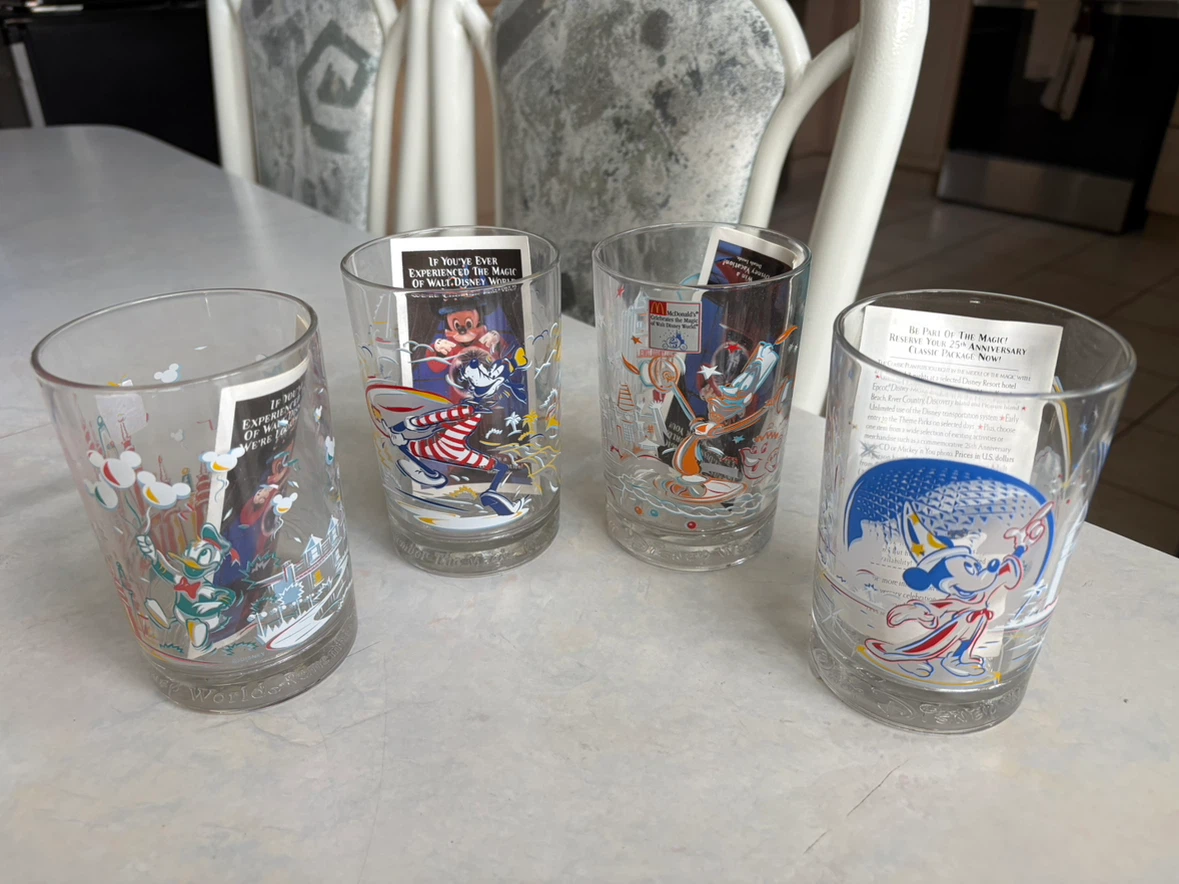 McDonald's Walt Disney World 25th Anniversary Glasses (Set of 4)