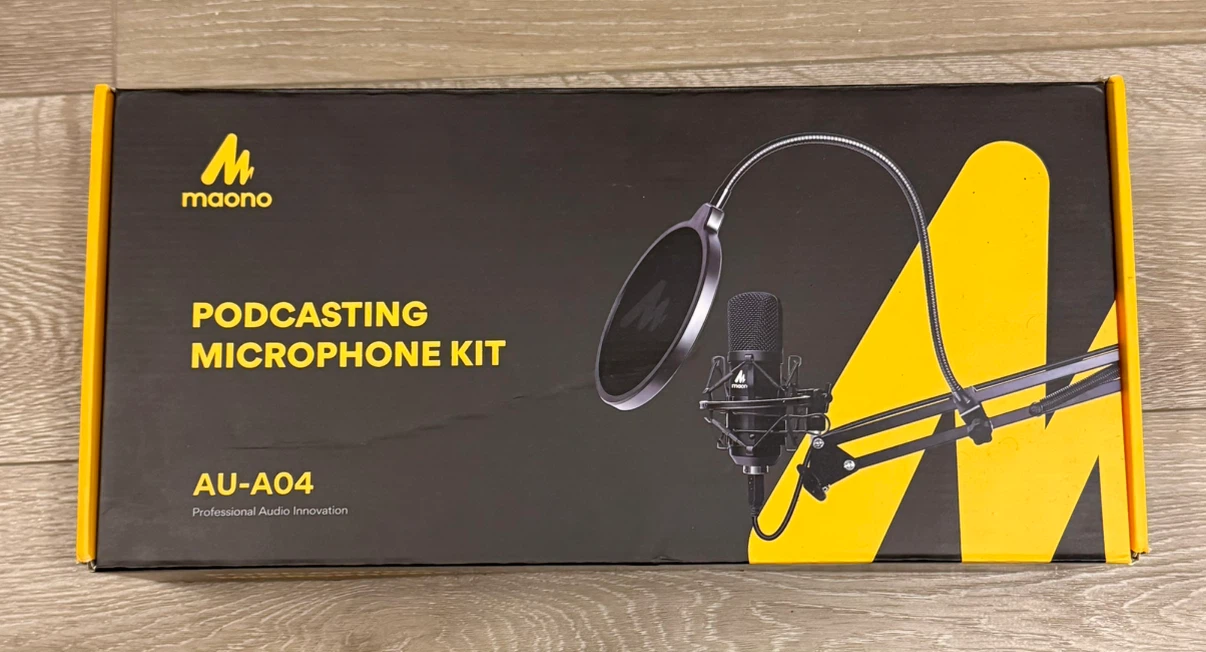 Maono AU-A04 Podcasting Microphone Kit