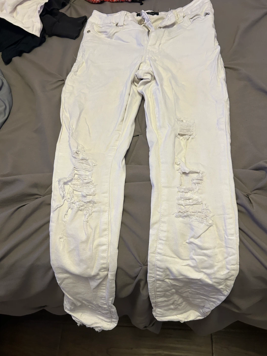 Bluenotes White Ripped Denim Jeans