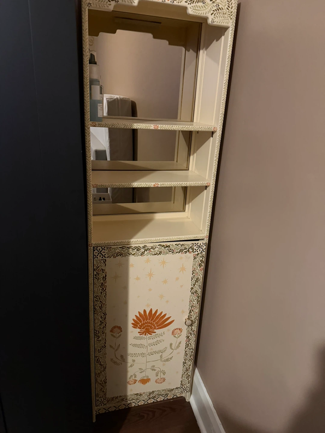 Decorative mirror cabinet - photo 3