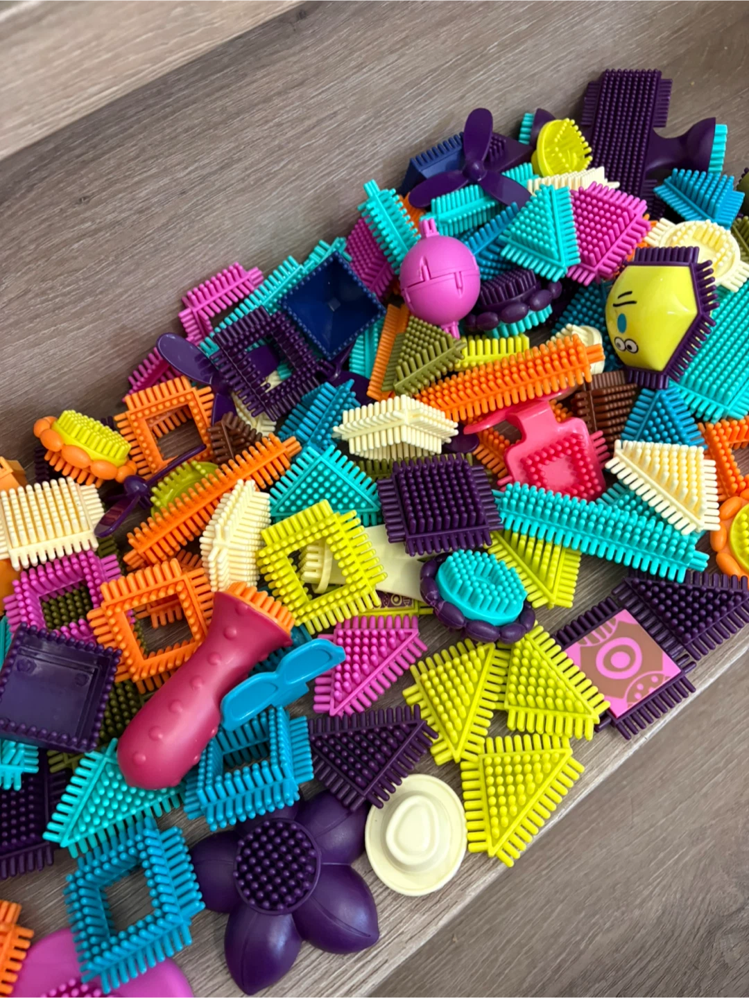 Bristle blocks lot with Storage Bus - photo 3