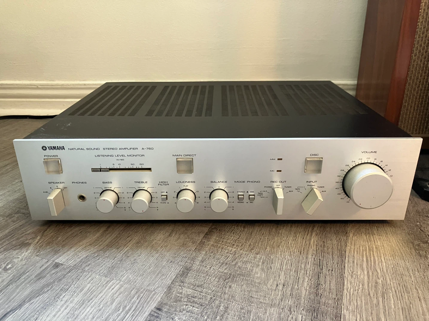 Yamaha A-760 Natural Sound Stereo Amplifier - photo 2