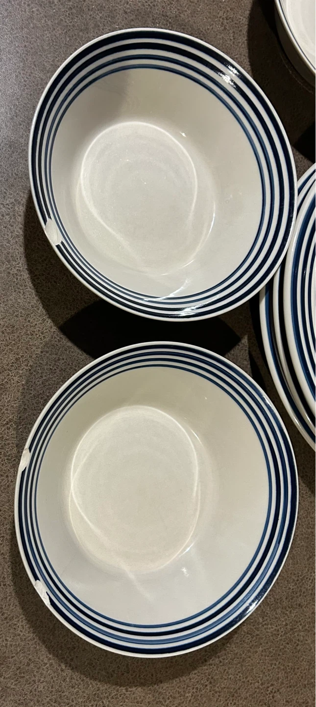 Set of Dinnerware Plates and Bowls - photo 3