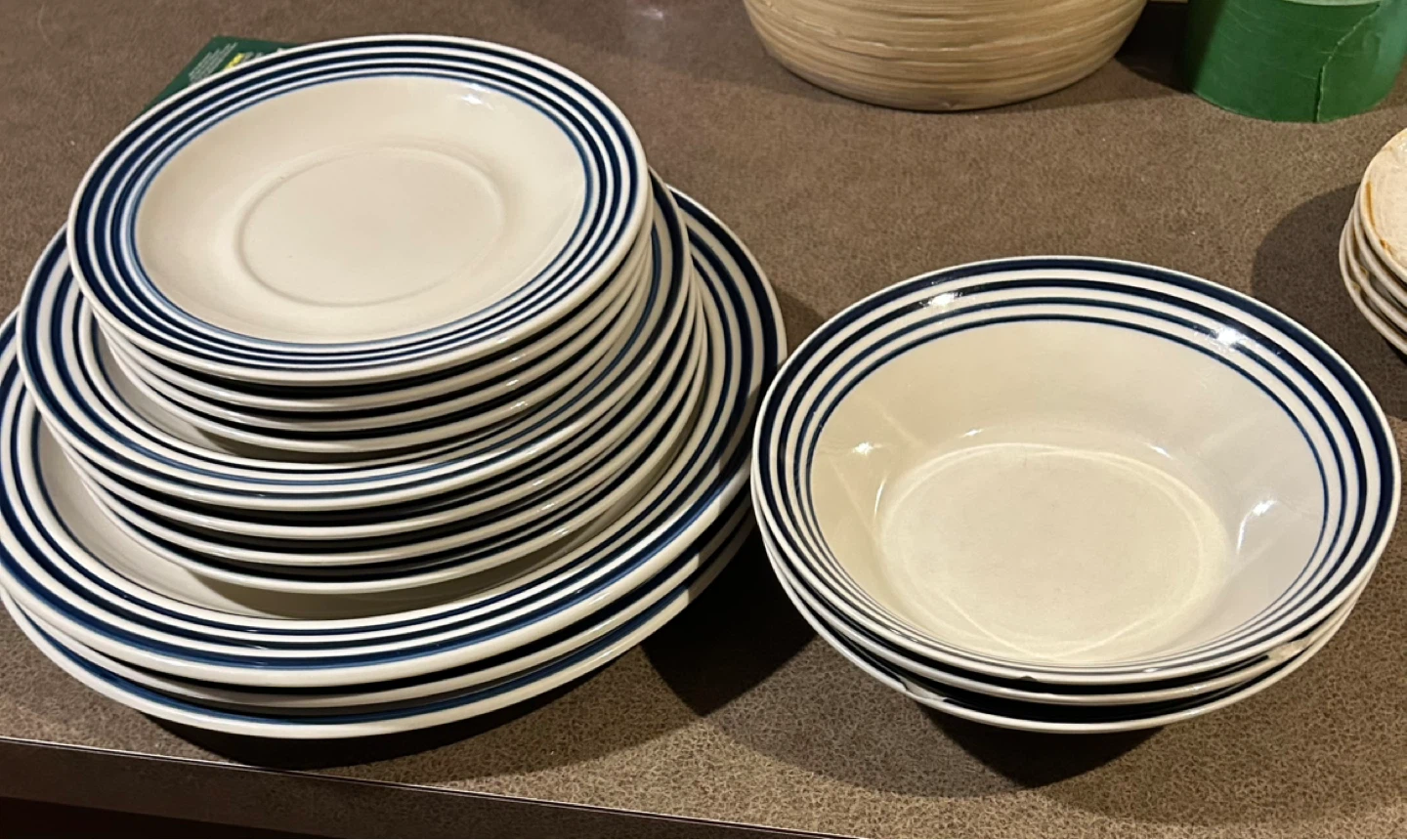 Set of Dinnerware Plates and Bowls - photo 2
