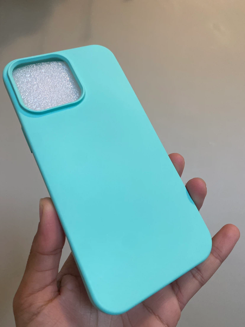 Aqua Silicone Phone Case iphone 16 pro max , new used - photo 2