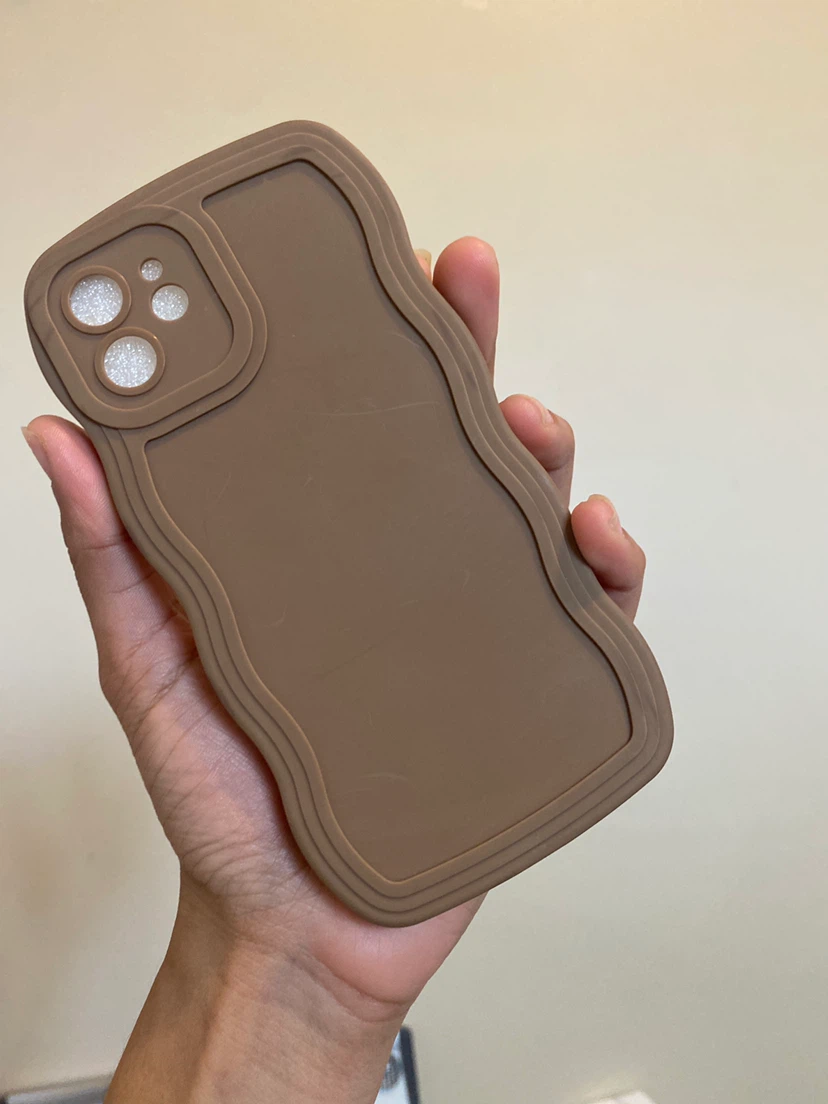 Wavy iPhone 12 Case - Brown - photo 2