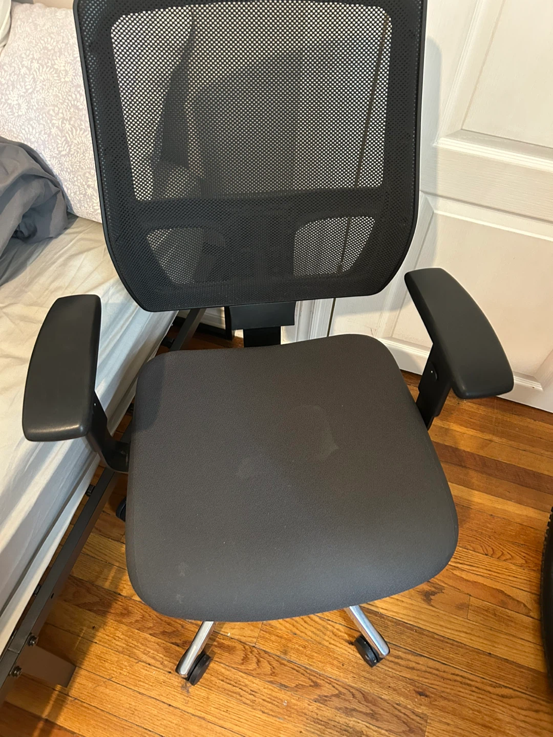 Black Mesh Office Chair