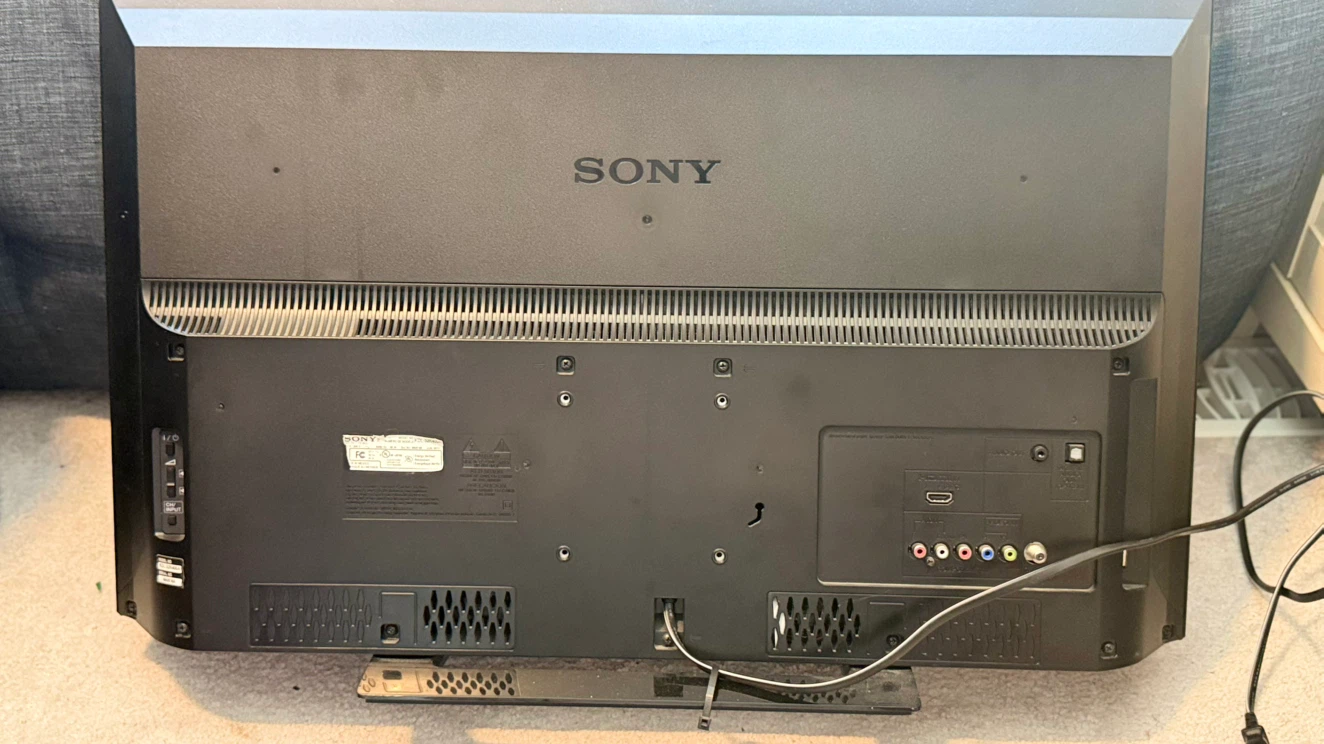 Sony BRAVIA KDL-32R400A 32-inch TV - photo 2