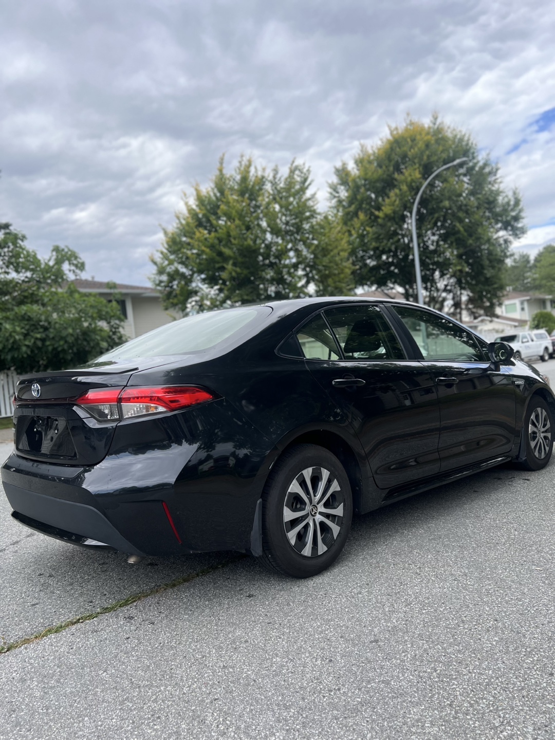 Black Toyota Corolla Hybrid Sedan - photo 2