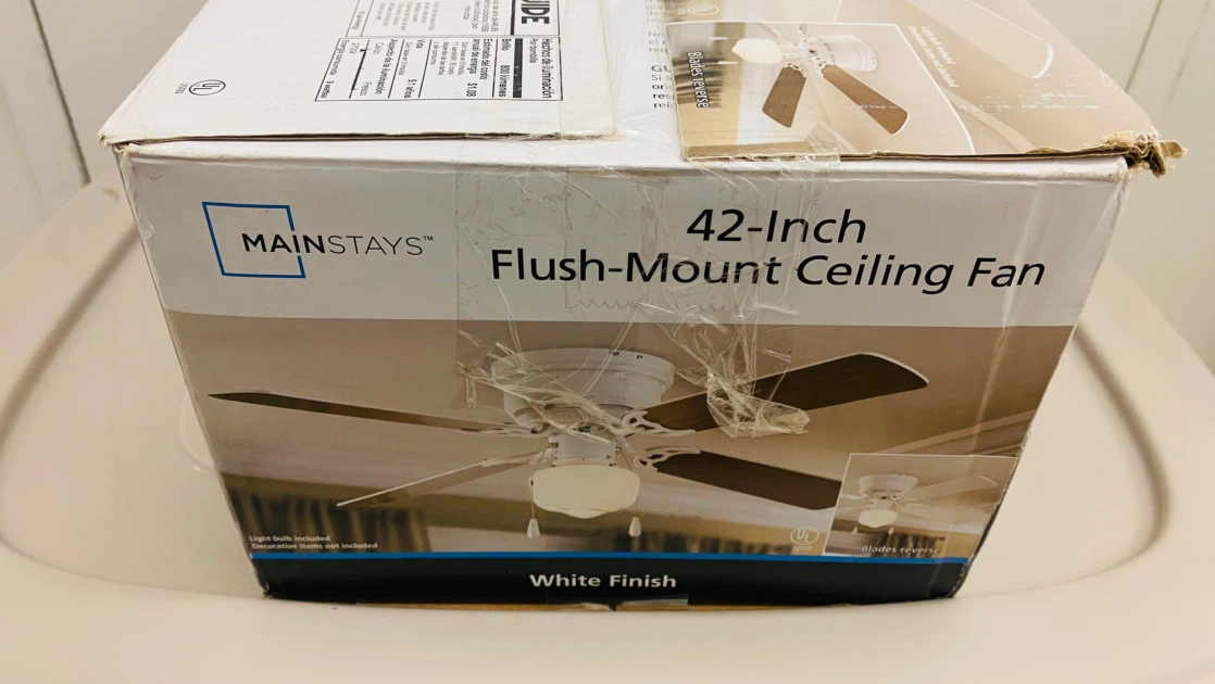 Flush-Mount Ceiling Fan - 42-Inch & with light - photo 5