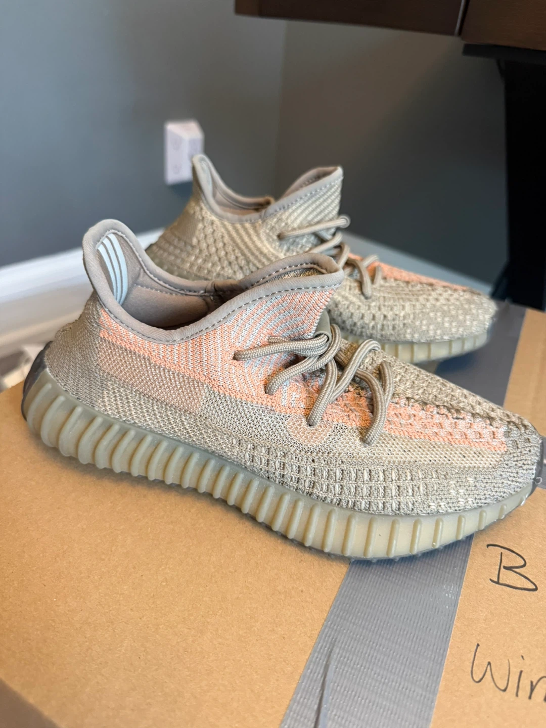 Adidas Yeezy Boost 350 V2 - photo 2