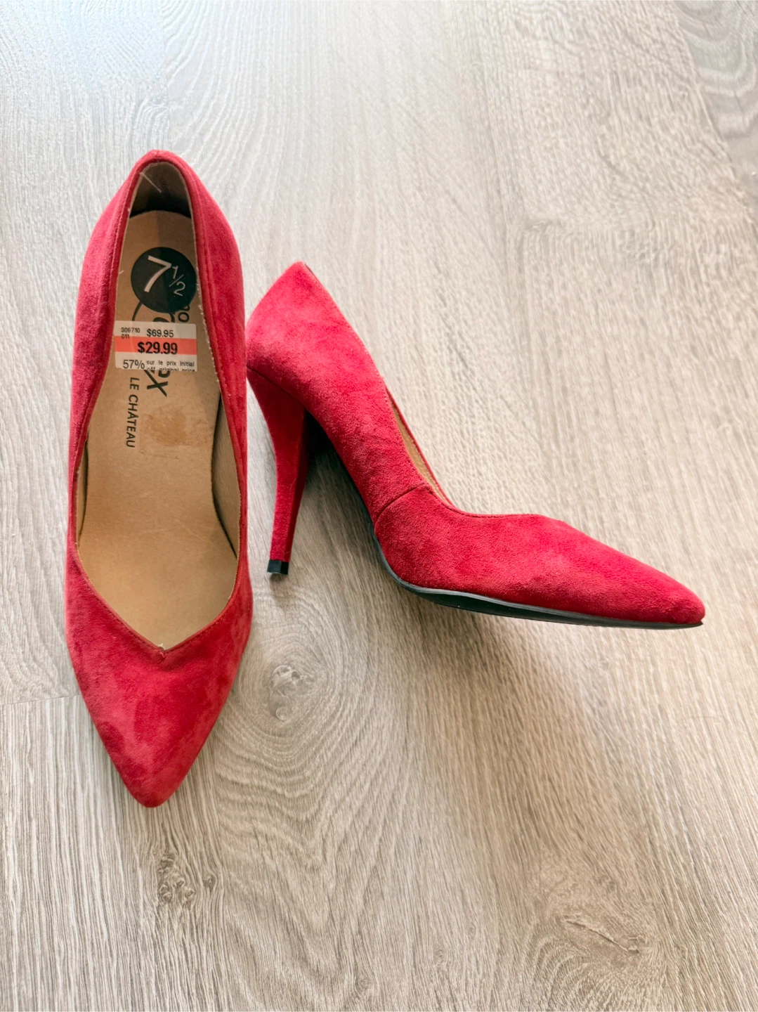 Le Château Red Suede Heels - Size 7.5