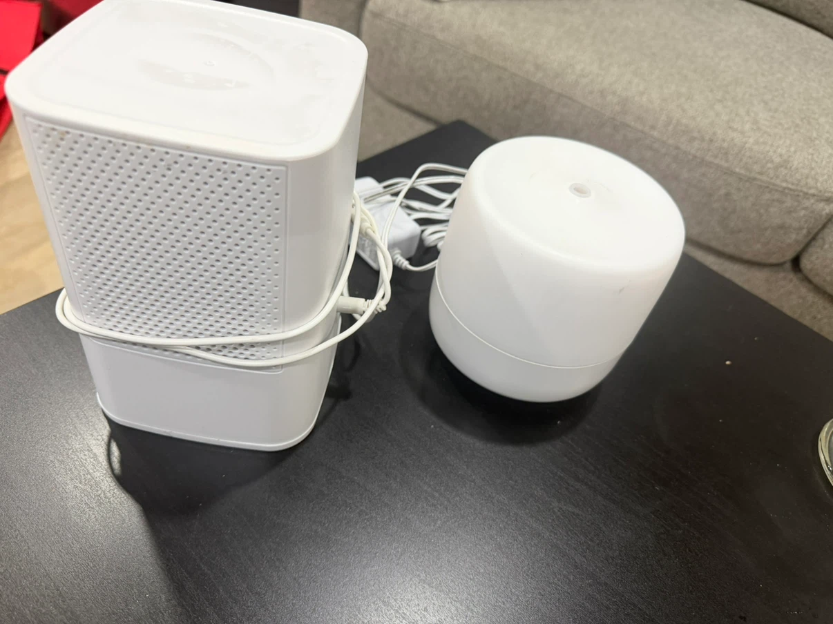 White Essential Oil Diffuser and Humidifier