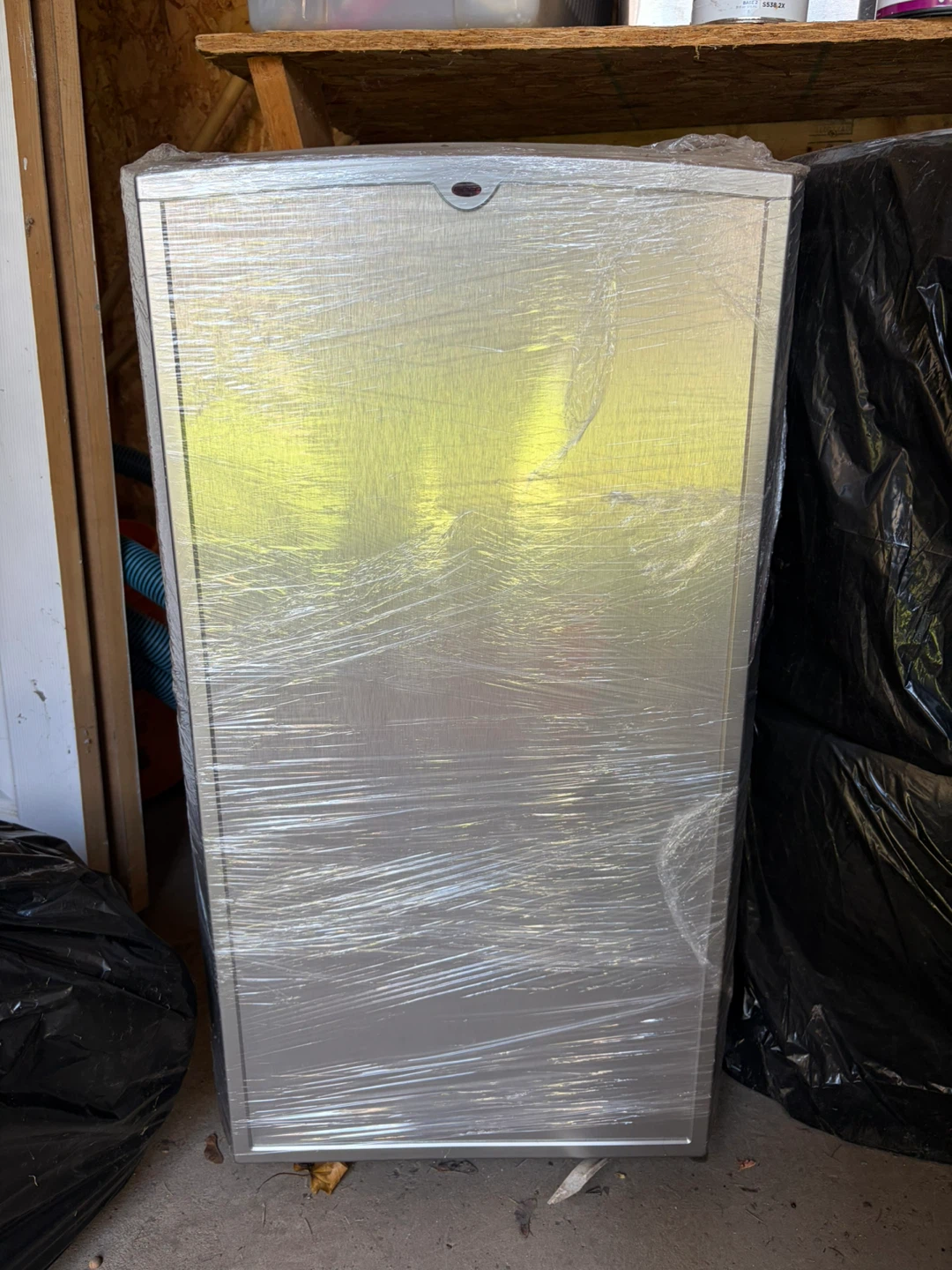 Insignia portable AC