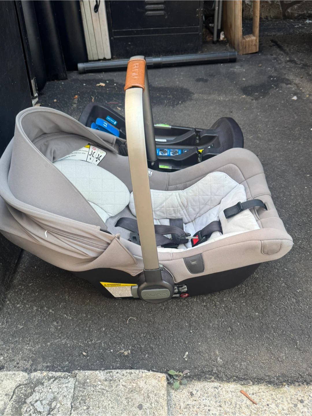 Nuna PIPA lite lx Infant Car Seat and Base - photo 3