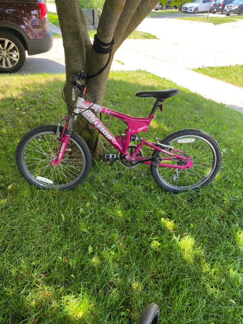 Raleigh Kids Mountain Bike