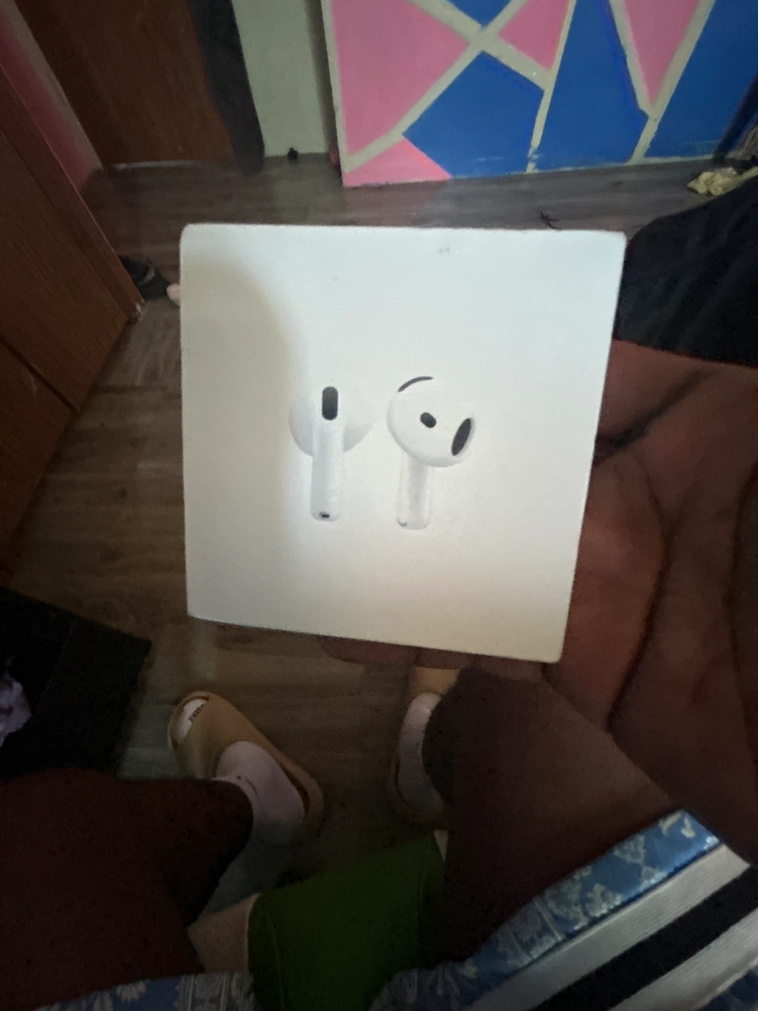 Apple AirPods 4