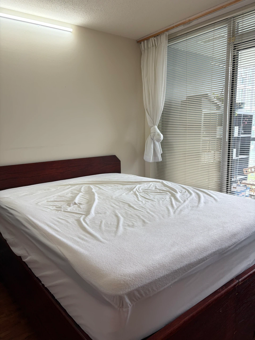 Storage Queen Bed with Mattress - photo 5