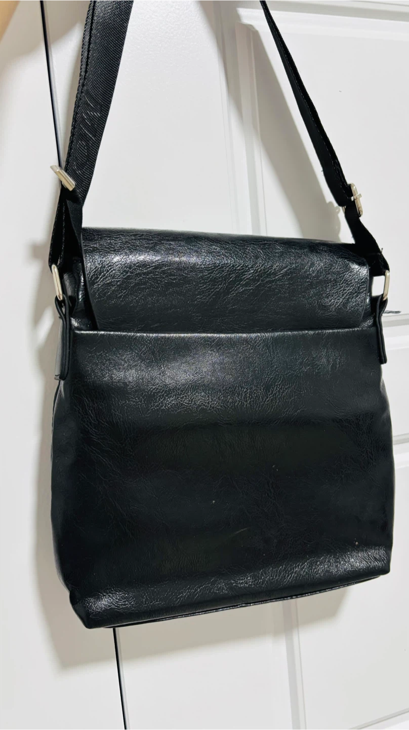 Montblanc Black Leather Messenger Bag - photo 4