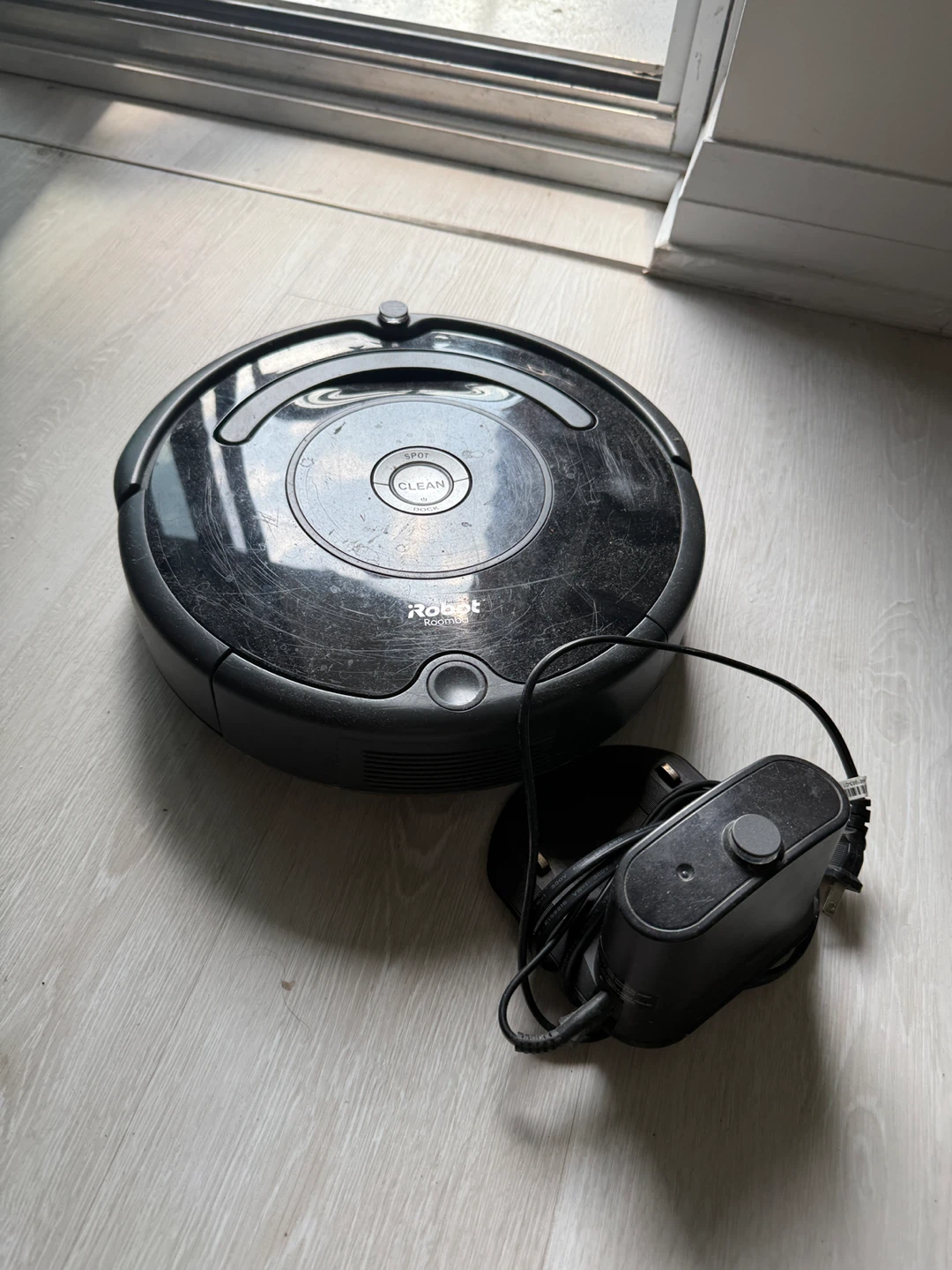 iRobot Roomba Robot Vacuum - photo 2