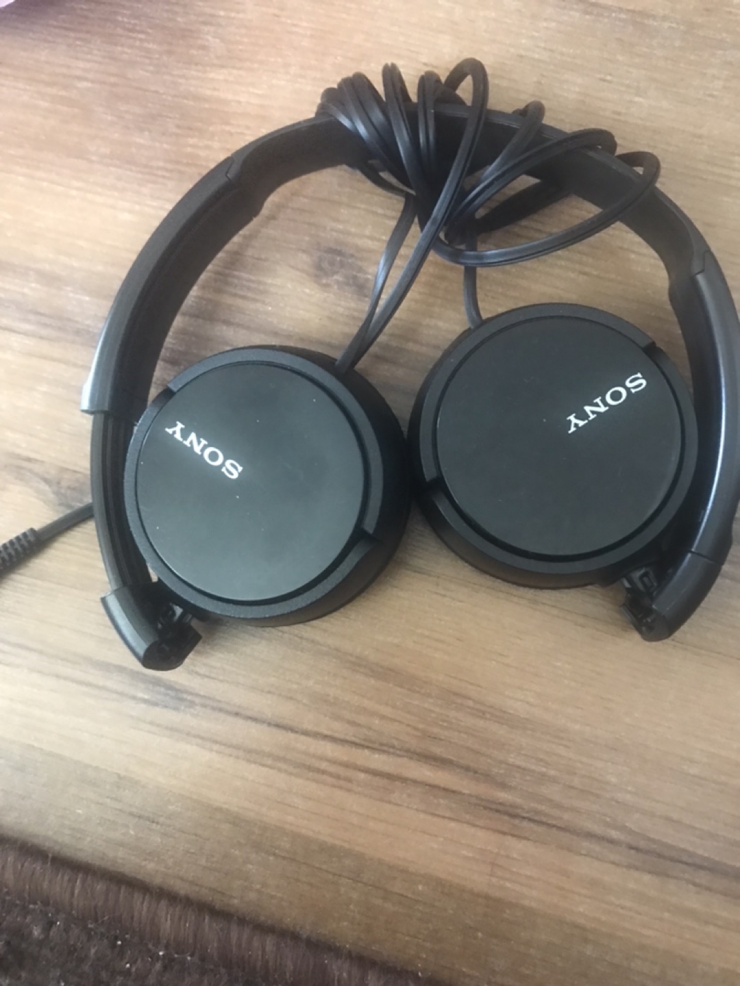 Sony Headphones - photo 2