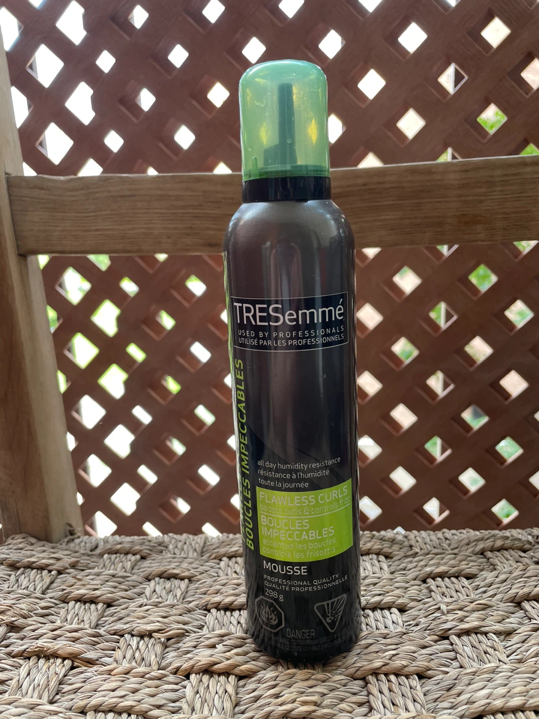 TRESemmé Flawless Curls Mousse