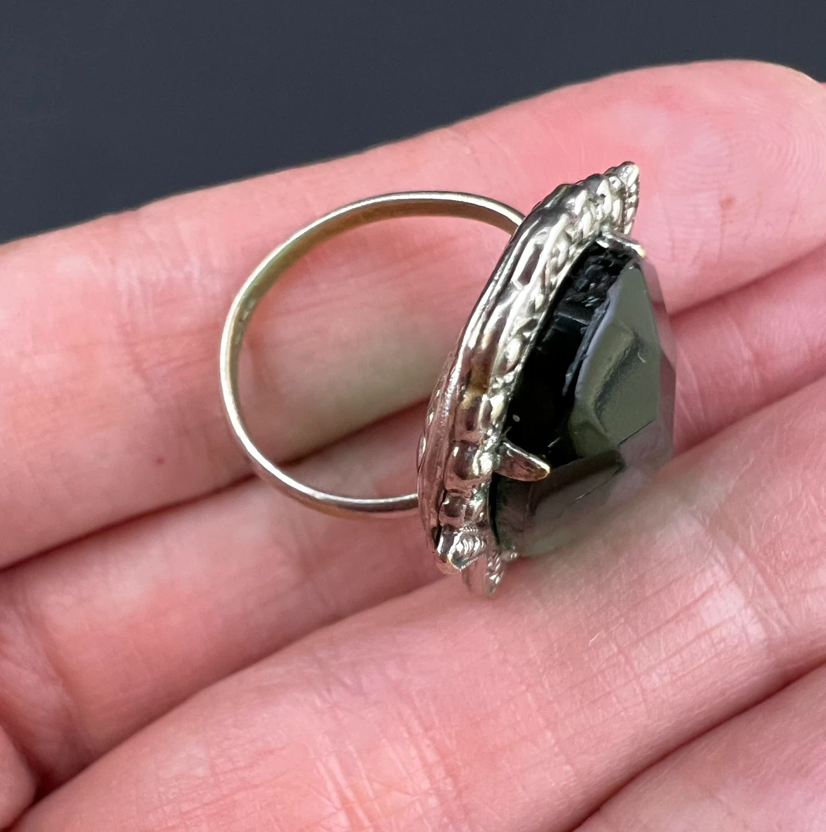 Vintage Art Deco Style Cocktail Ring - photo 3