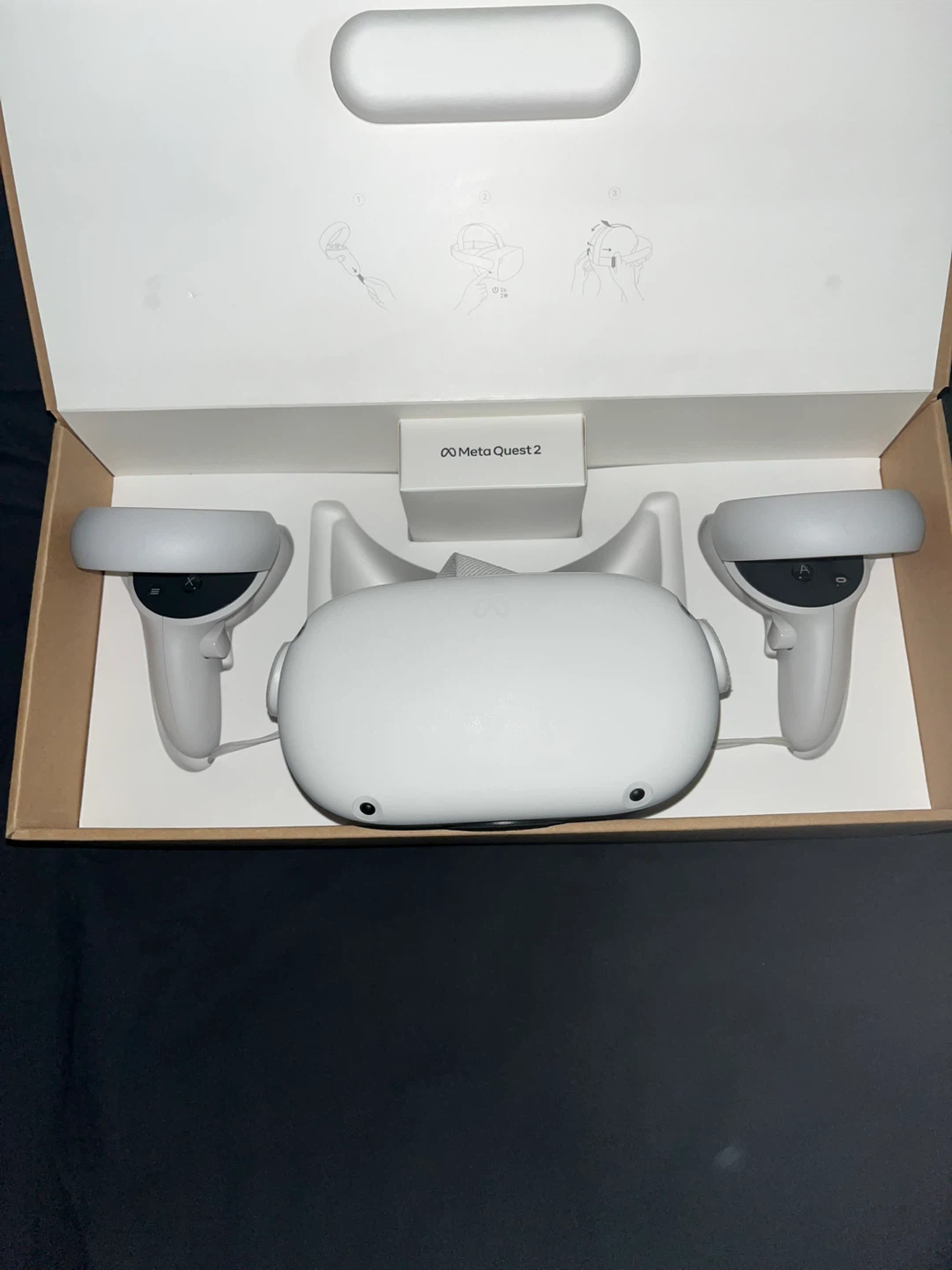Meta Quest 2 VR Headset with Controllers - photo 4