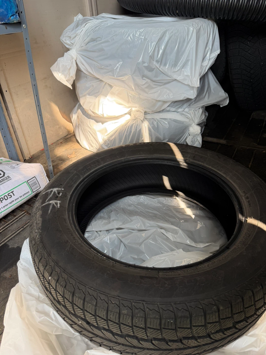 Set of 4 Winter Tires – 225/60R18 – Like New