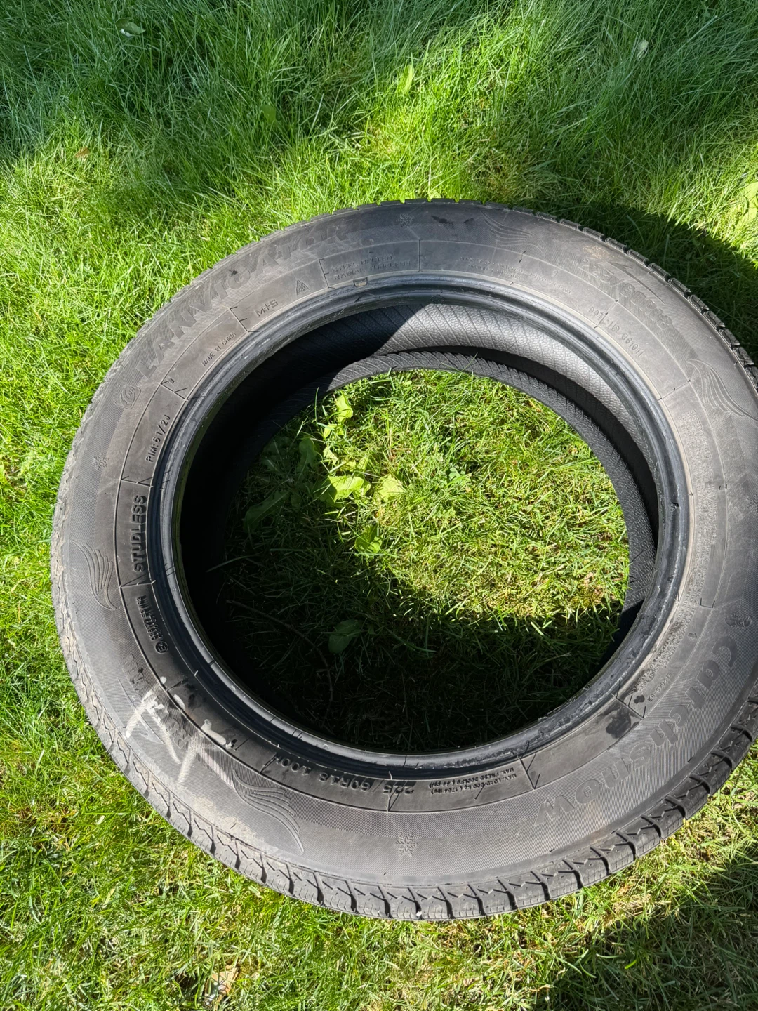 Set of 4 Winter Tires – 225/60R18 – Like New - photo 2