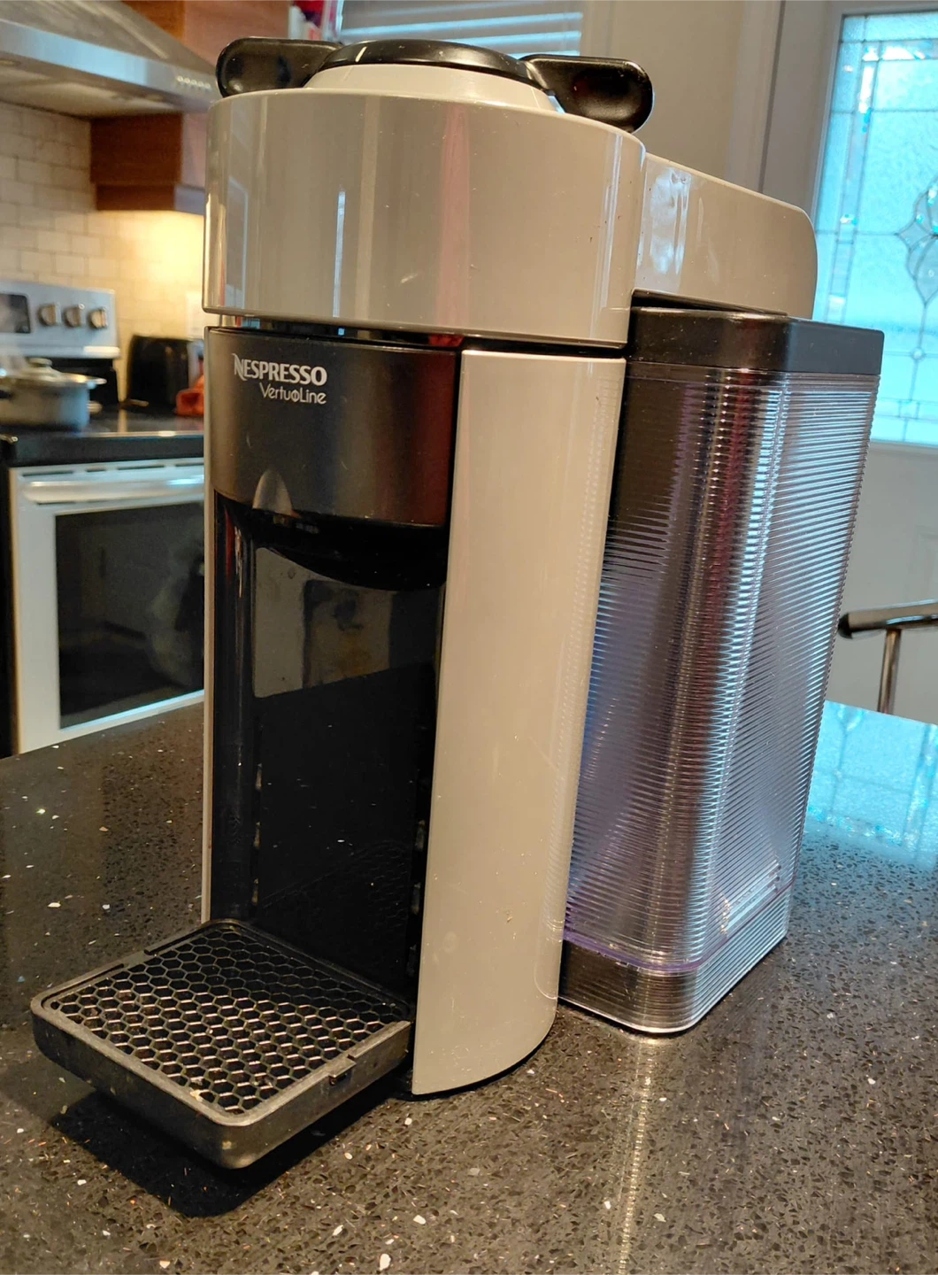 Nespresso VertuoLine Coffee Machine - photo 2