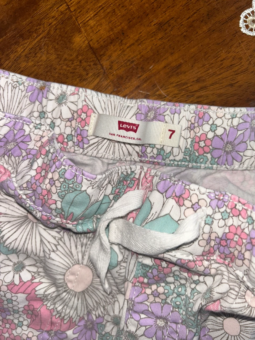Levi's Floral Print Shorts - Size 7 - photo 3