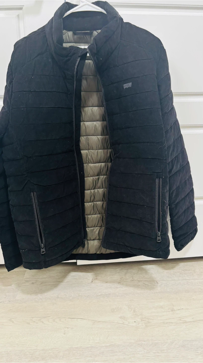 Levi's Black Puffer Jacket
