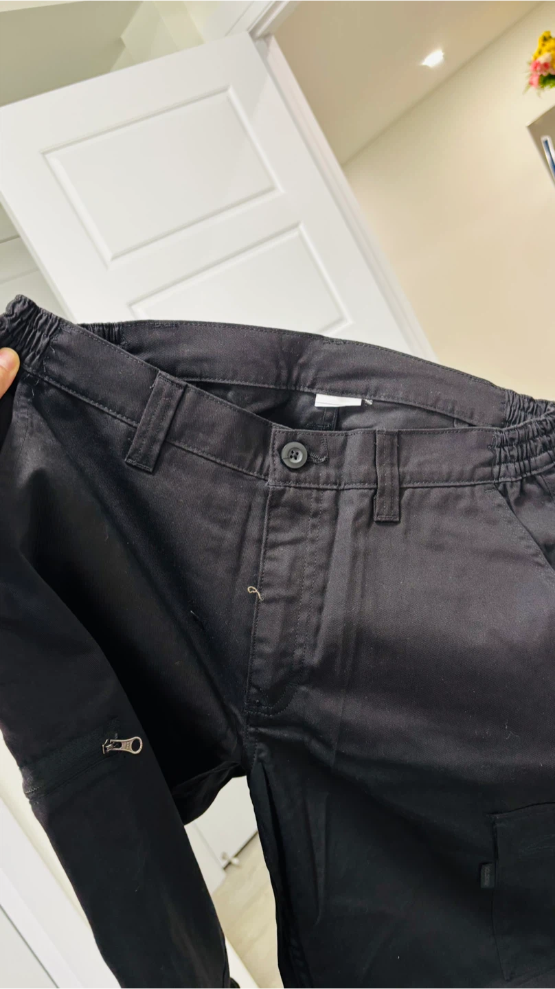 Black Cargo Pants - photo 2