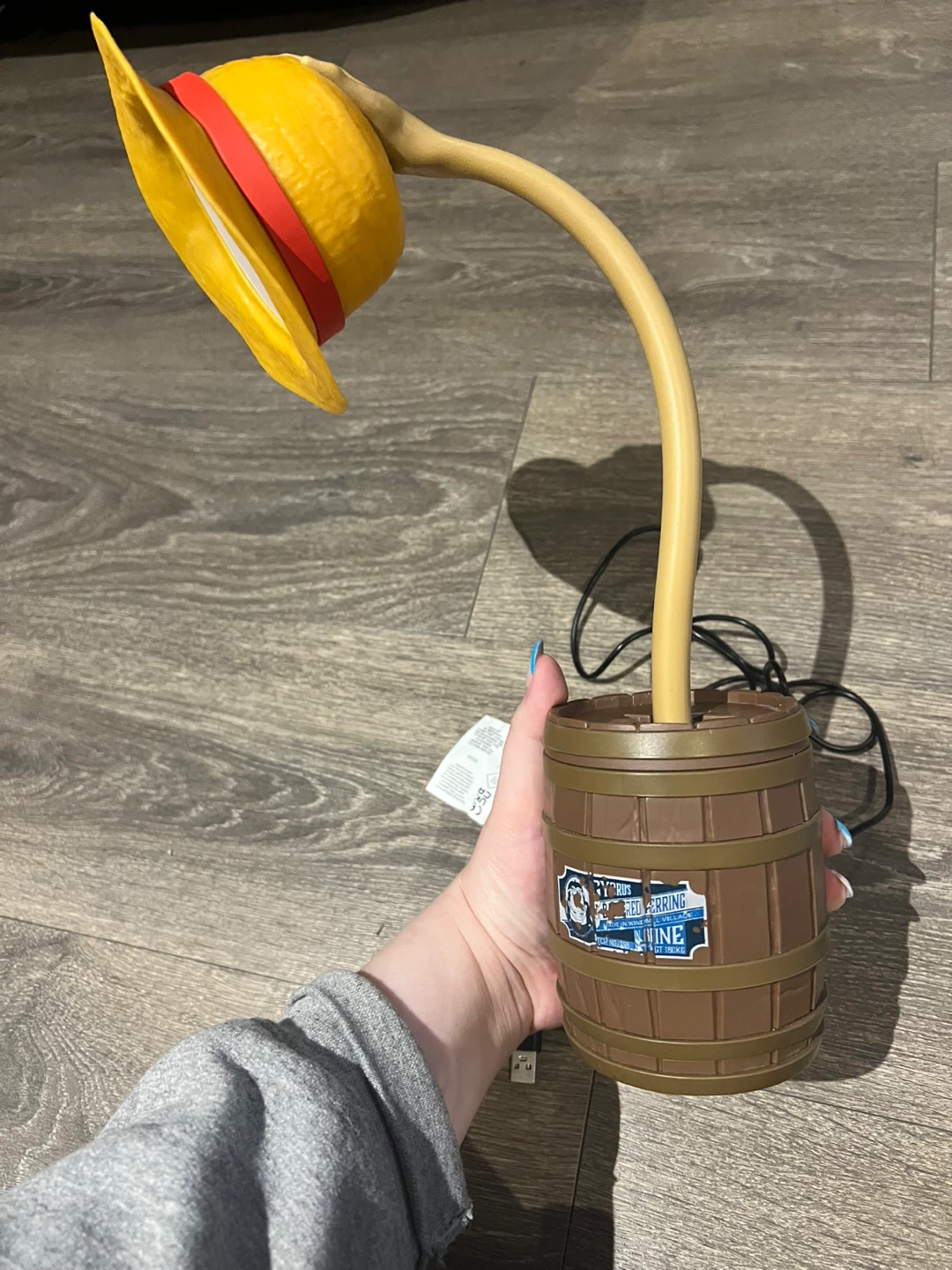 One Piece Straw Hat Desk Lamp