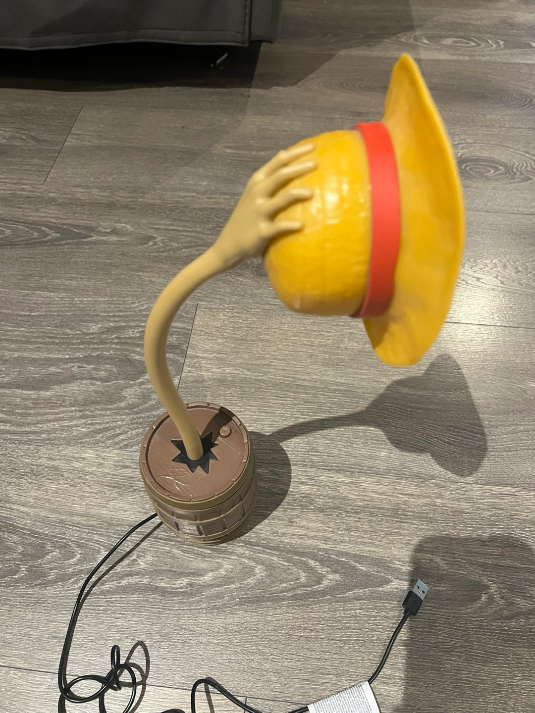 One Piece Straw Hat Desk Lamp - photo 2