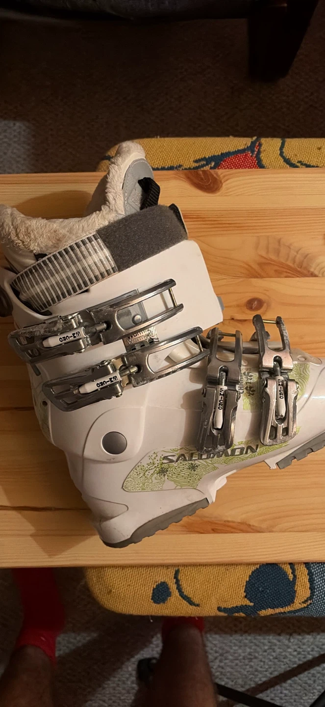 Women’s Salomon Ski Boots